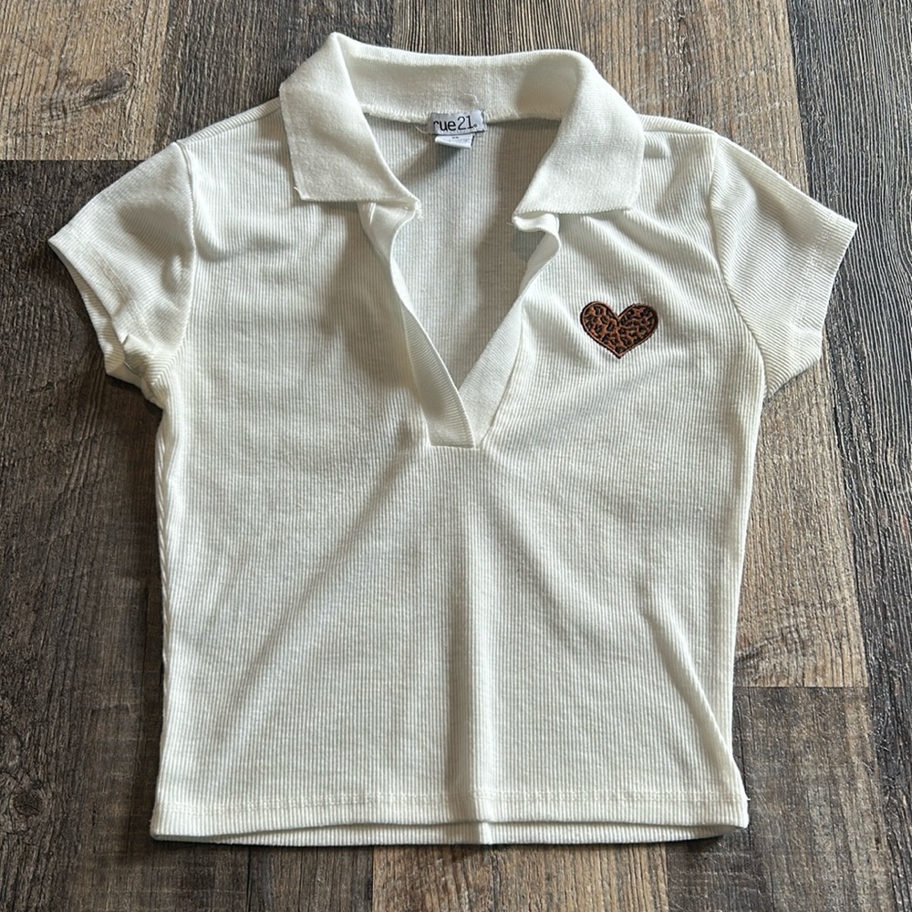 Rue 21 White Leopard Print Heart Cropped Ribbed Polo Women’s Extra Small